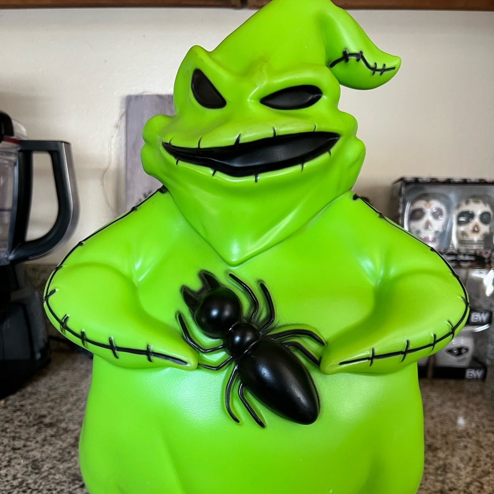 Oogie boogie blow mold